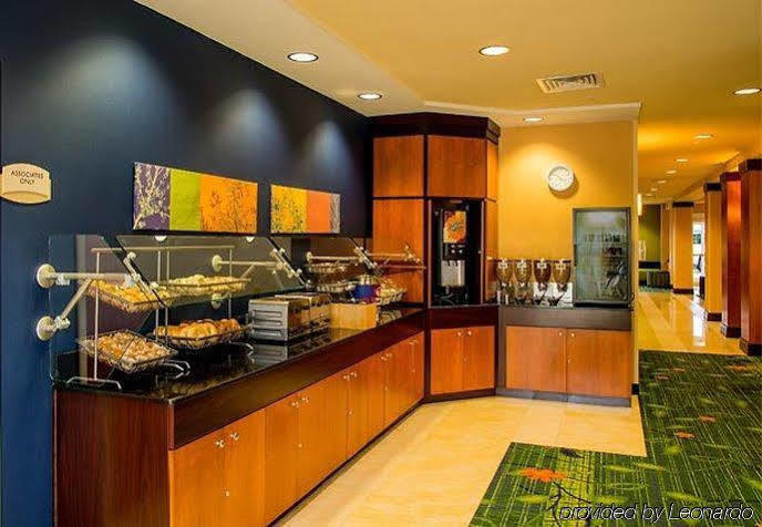 Fairfield & By Marriott Venice Hotel Venice Gardens