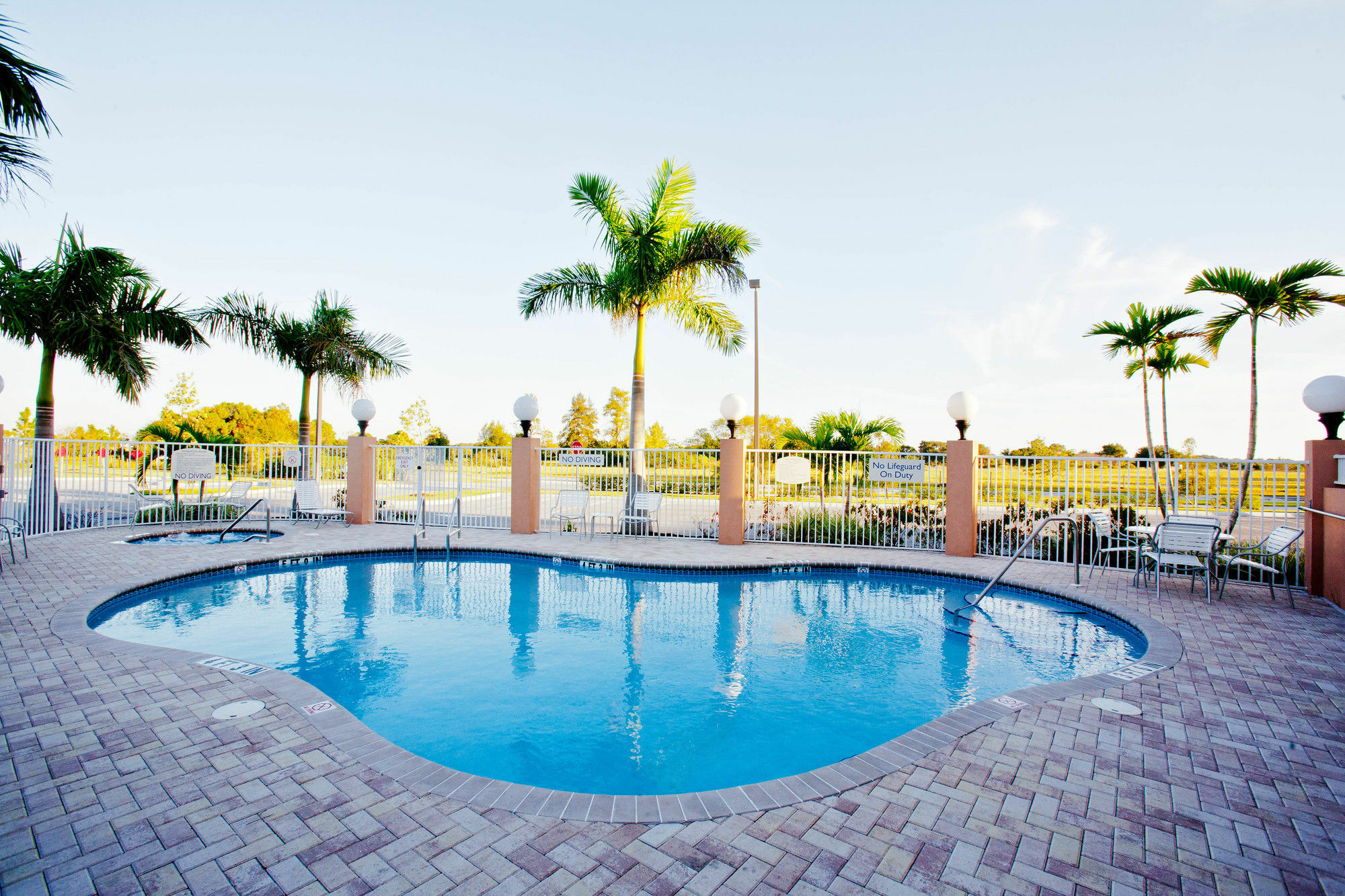 Fairfield & By Marriott Venice